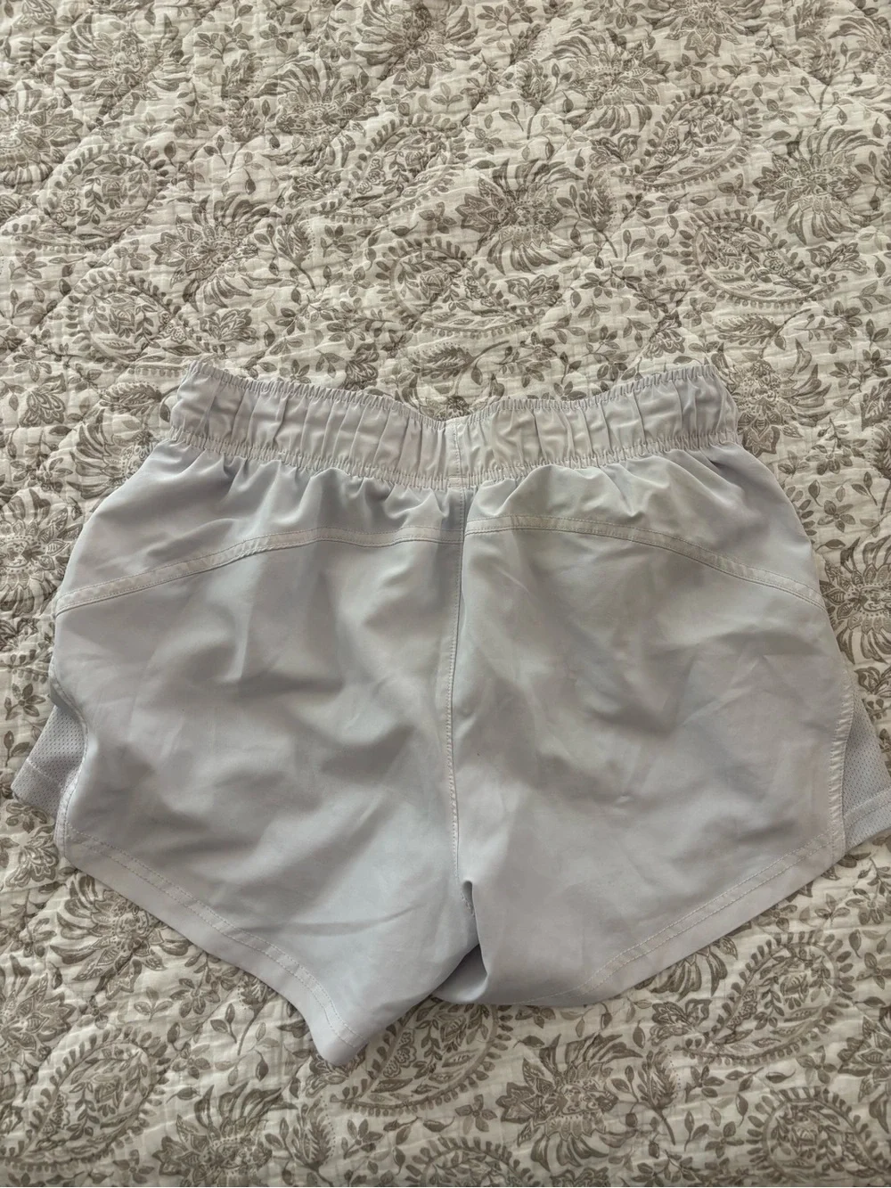 Athleta Light Gray Women's Athletic Shorts - Breathable Mesh Panels